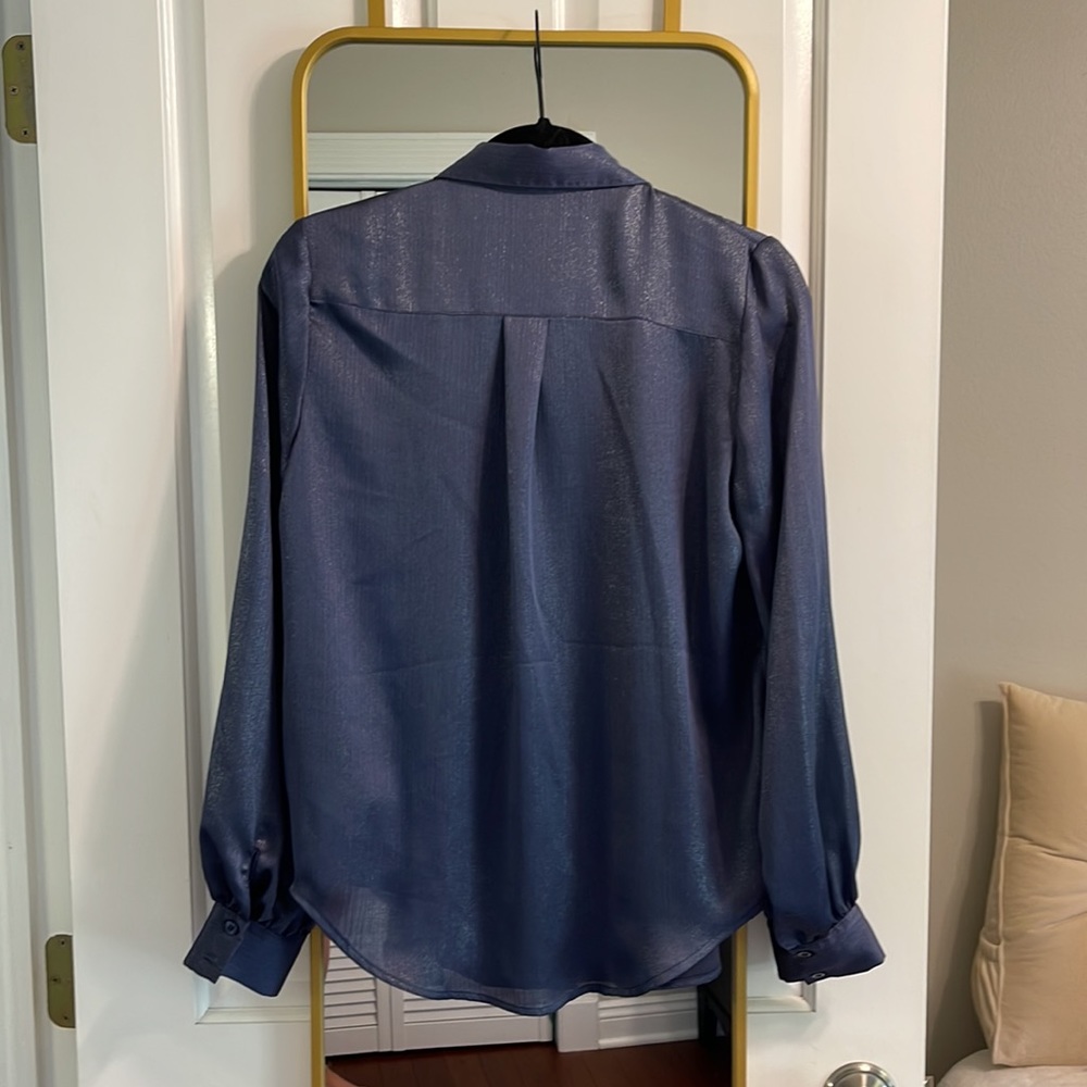 Express button-up blouse - Picture 3 of 3